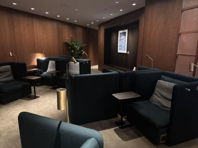 國泰The Bridge煥新登場！香港機場候機新寵✨
