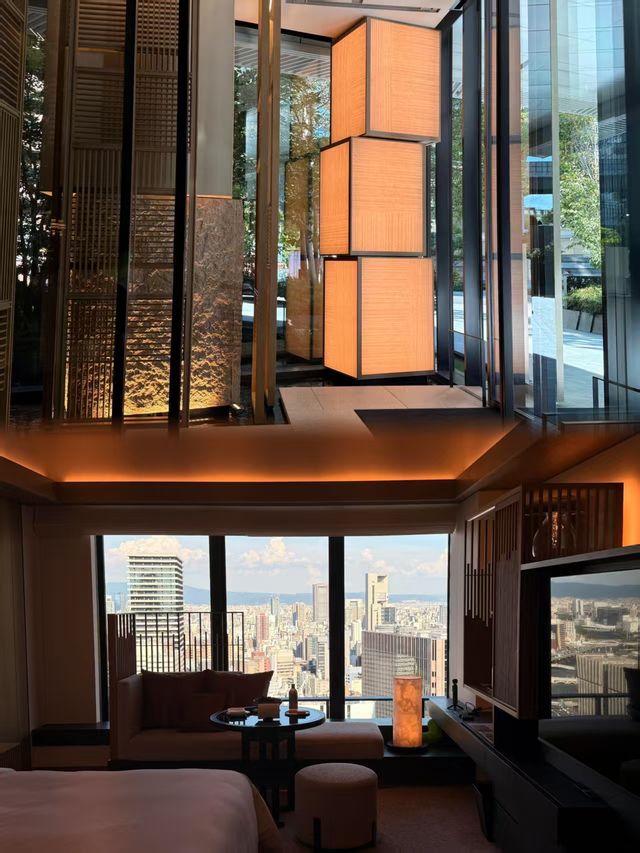 天啊，呢間真係我人生中住過最豪華嘅酒店，真係被震撼到
