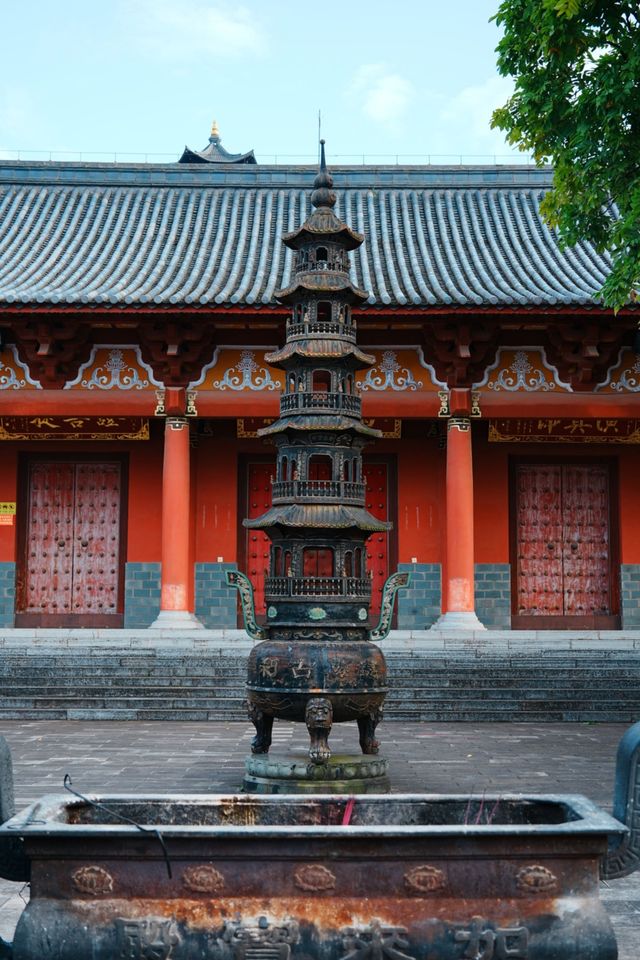 昆明盤龍寺|漫步秋日古寺,邂逅一場禪意慢時光 昆明盤龍寺|漫步秋日古寺,邂逅一場禪意慢時光