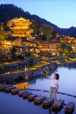 OMG! This hidden gem in Guizhou, I could stay for a week straight! Direct high-speed train access, so beautiful it leaves me speechless.
