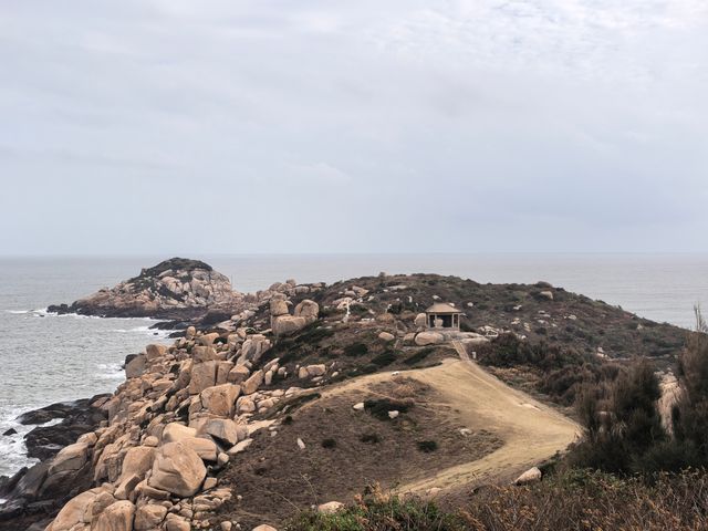 秋日漫步海水不藍的南麂島