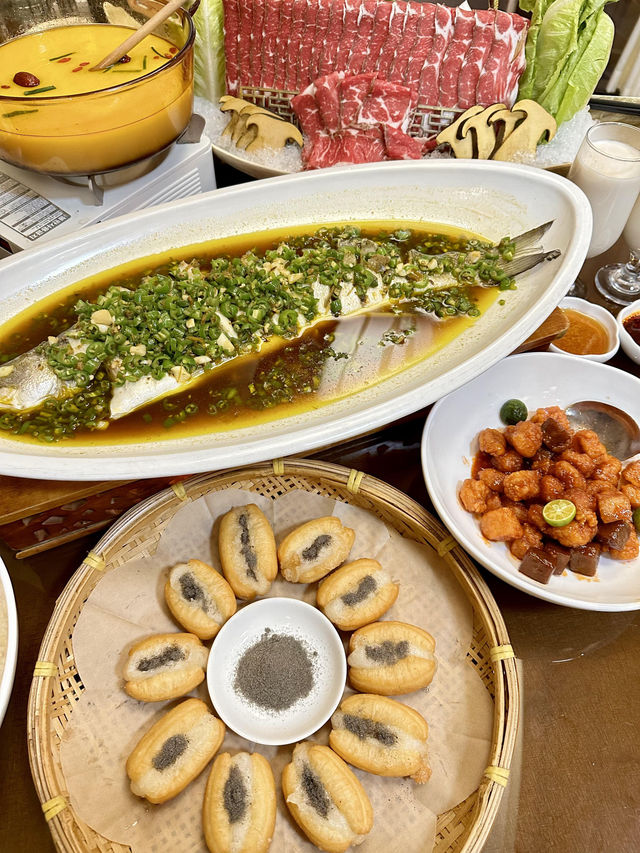 以為護城河夠美了,直到我來到了這……襄陽絕美中式庭院餐廳 以為護城河夠美了,直到我來到了這……襄陽絕美中式庭院餐廳