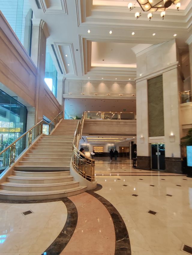 掩映在梧桐樹中奢華酒店衡山花園酒店行政樓