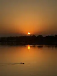 凌晨的衝動,換來了昆明池的橘子海日出