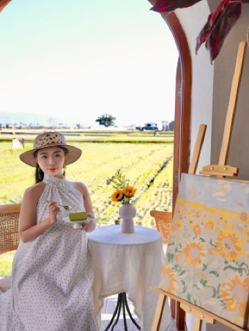 ทุ่งข้าวสาลีแห่งนี้ในซีโจว เมืองต้าหลี่ คือสถานที่ที่ฉันได้ดื่มชายามบ่ายที่ดีที่สุดของปี!