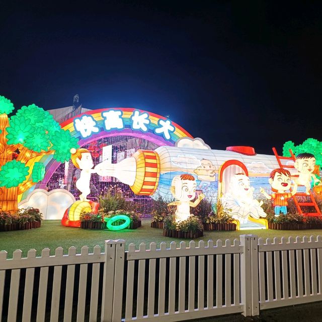 cute zodiac at river hongbao 