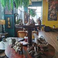Thai Baht Art Antique and Bistro ร้านสุดเกร๋ 