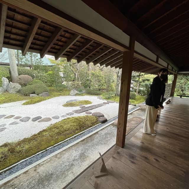 静けさと穴場のお寺と抹茶スポット