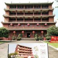 越秀公園之旅：探索五羊石像和鎮海樓