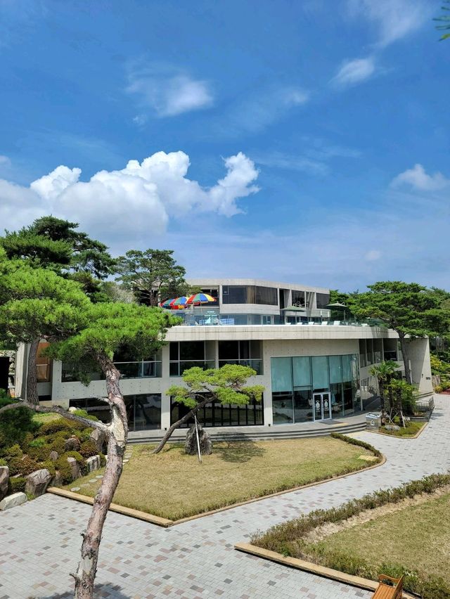 여유롭고 느긋한 여름휴가는 여기🏝