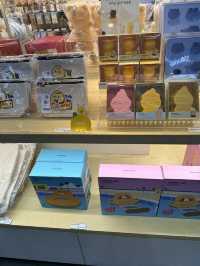 ソウルの龍山駅のカカオフレンズショップ
