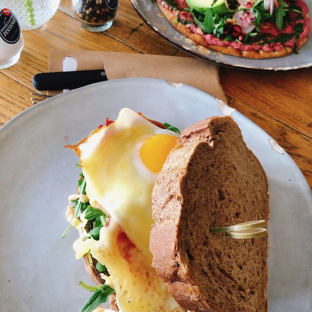 荷蘭🇳🇱萊頓·早午餐餐廳推薦🥗🥪🍴 ROOS -Taste & Smile
