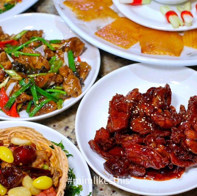 ร้านอาหารจีนที่มีเมนูให้เลือกกว่า300 เมนู