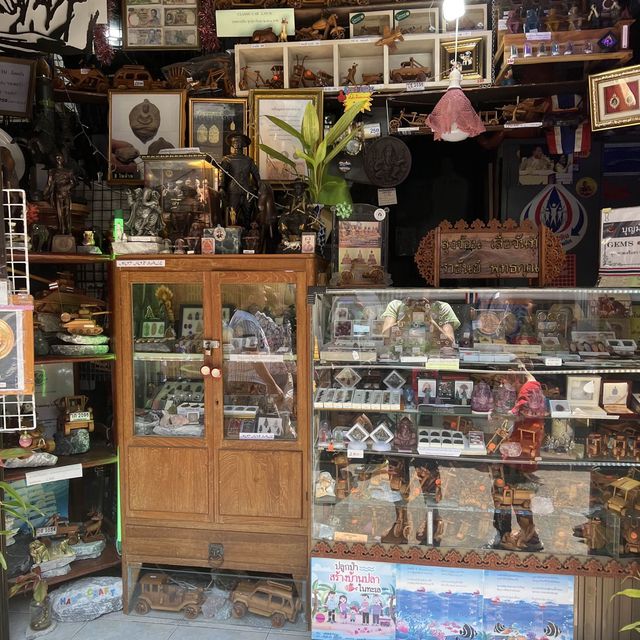 ตลาดเก่าชุมชนริมน้ำจันทบูร จันทบุรี