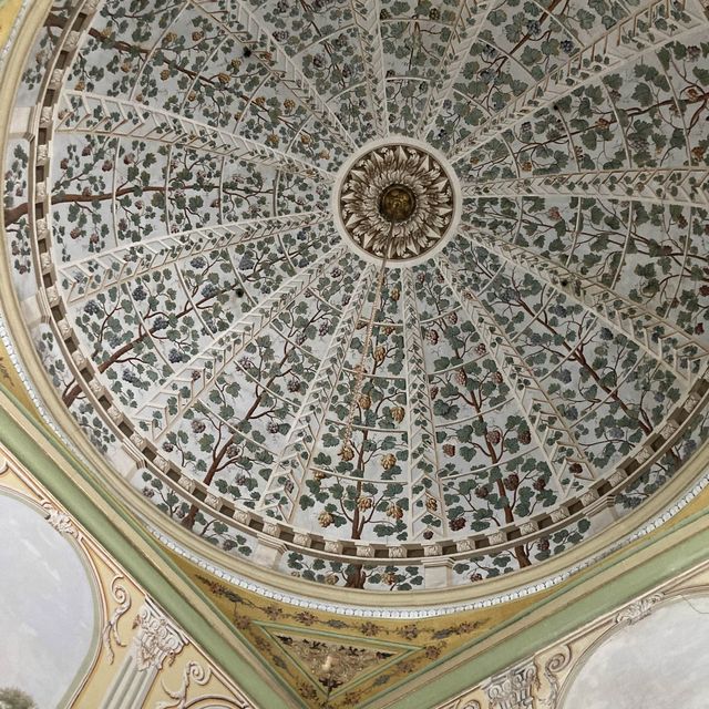 豪華絢爛のイスラーム建築　ドプカプ宮殿