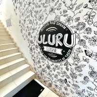 灣仔黑白手繪Cafe｜ULURU