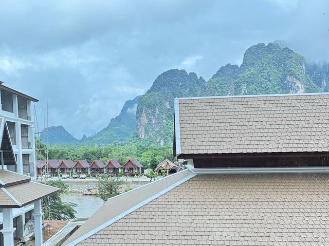 ใช้ชีวิตติดธรรมชาติ ที่วังเวียง ลาว