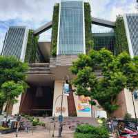 The shopping Mecca of Singapore, Orchard Road