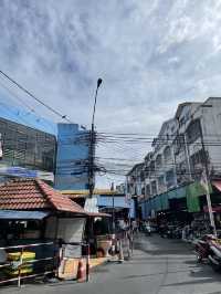 ตลาดห้วยขวาง