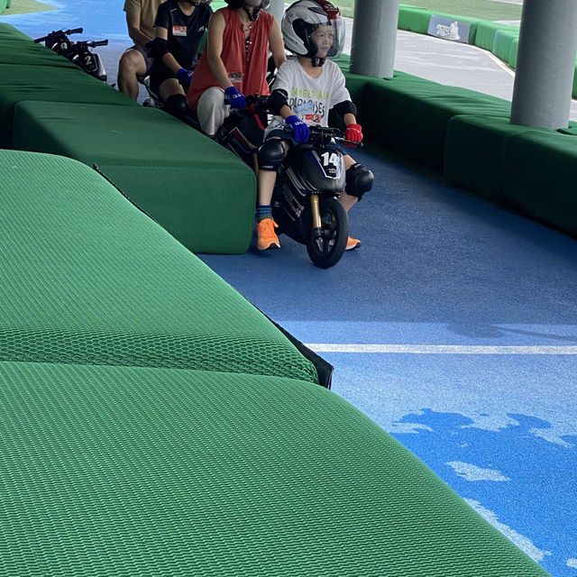 「名古屋鈴鹿賽車樂園渡假村」- 車迷夢想，三歲到四十歲都適用