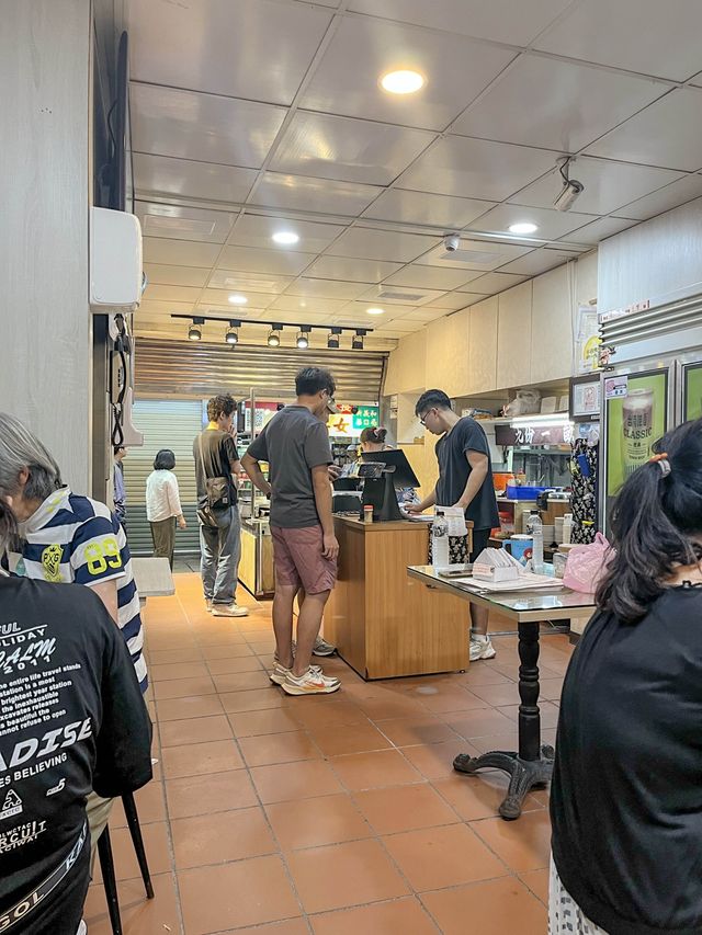 【台湾】九份で夜ちょっと食べたい時におすすめ！一畝田食堂で小籠包ディナー食べてきた 