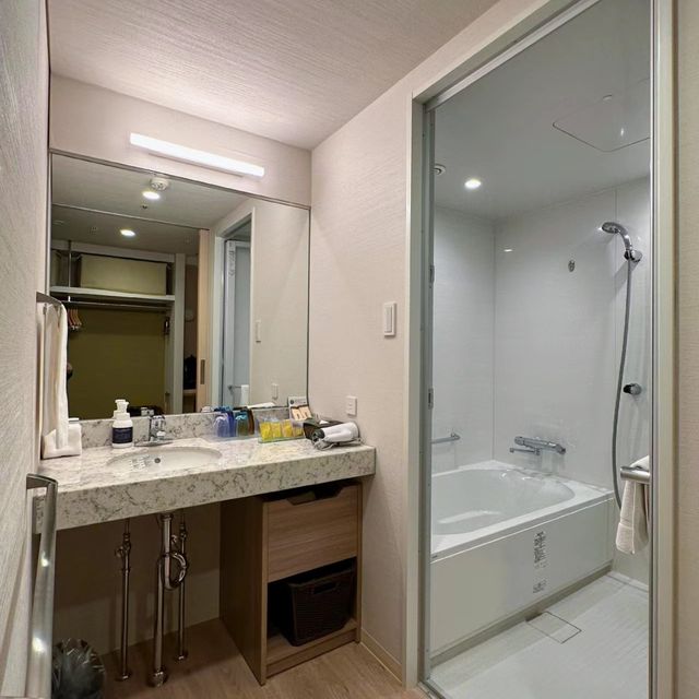 🏨🌸 東京灣東急大酒店🏨寬敞房間與豐盛早餐的絕佳組合！🇯🇵🌃🍳