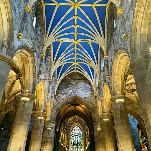 @ ST. GILES' CATHEDRAL.