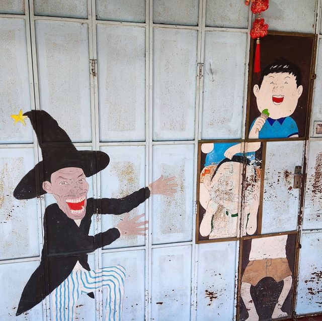Murals Street 
