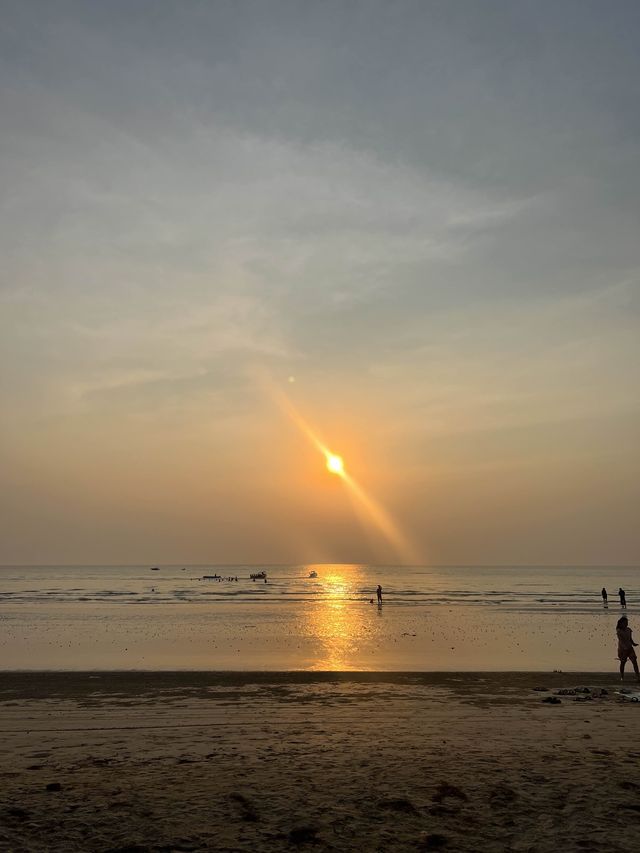 จันท์เจ้าหลาวบีชรีสอร์ท ที่พักมีหาดส่วนตัวแบบฟินๆ 