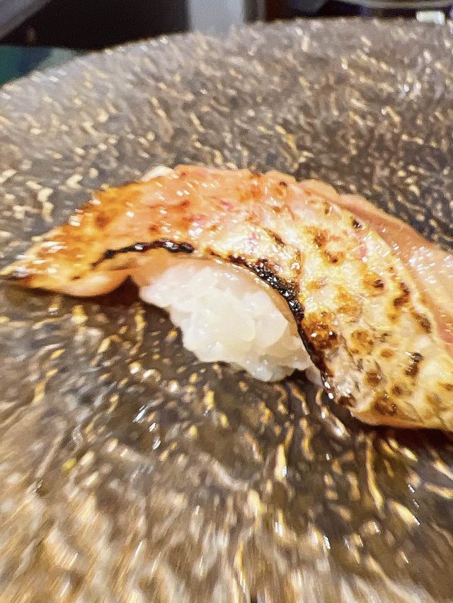 《25品廚師發辦🧑‍🍳鮨逸》
