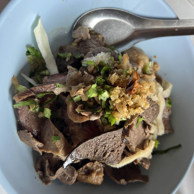 ก๋วยเตี๋ยวลิ้นวัว เฮียตี๋น้อย