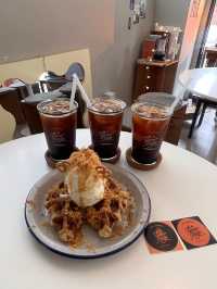 韓国/ソウル【瑞草区】チーズクロップルを食べられるお店