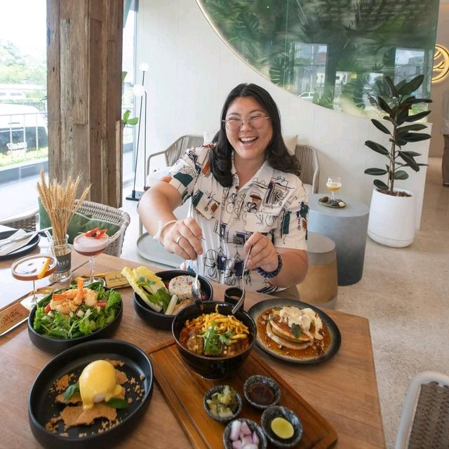 เที่ยวพัทยา ต้องเลี้ยว คาเฟ่เปิดใหม่😋 ORB Café and Meal