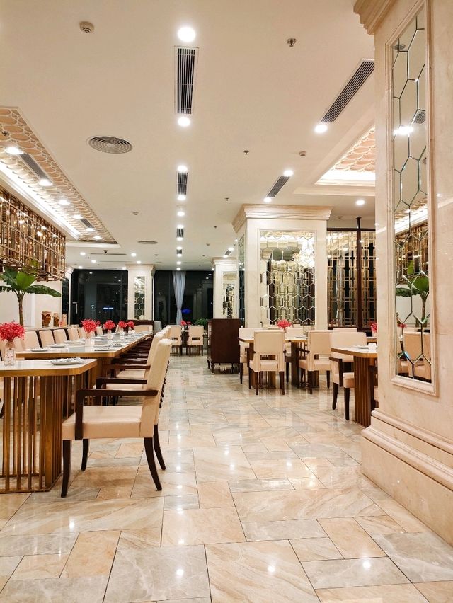 Melia Vinpearl Da Nang Riverfront