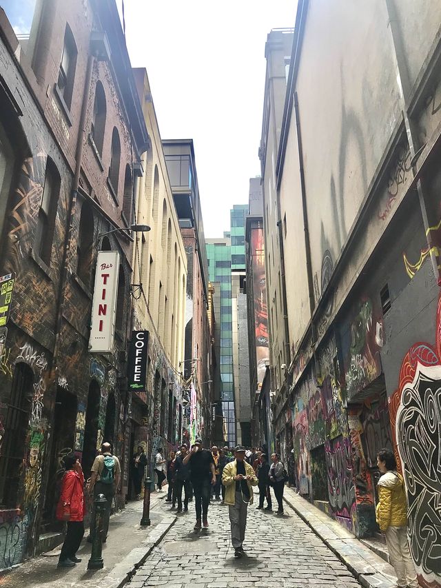 澳洲墨爾本必去打卡塗鴉街-Hosier Lane