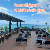 จิบกาแฟกับวิวทะเล @ Sloths Cafe พัทยา