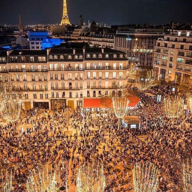 Paris Champs Elysées 🇫🇷