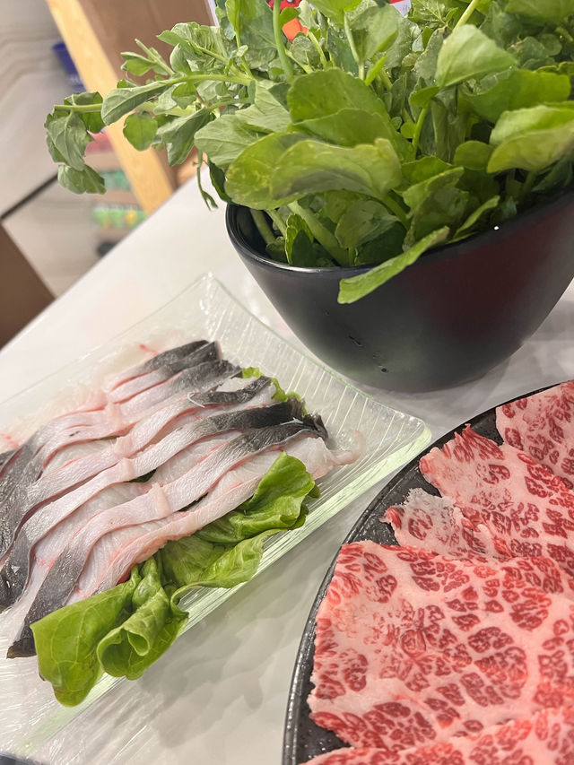 太子高質火鍋店，花膠湯底濃郁好味