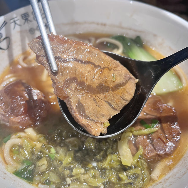 「天東86 」五星評價牛肉麵🍜
