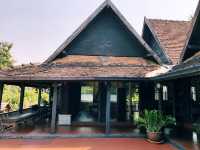 บ้านเสานัก