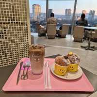 Knotted Cafe With A View