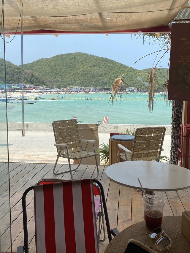 Vibe Bar ♥️ @koh larn 