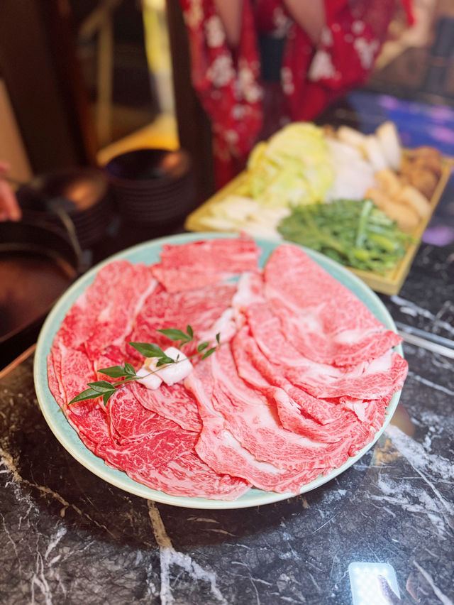  高質美食享受👘浴衣體驗 + 席前壽喜燒🍲