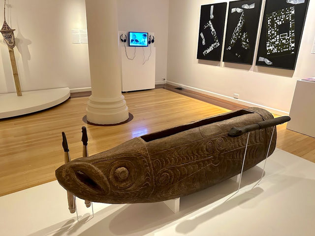 Cairns Art Gallery
