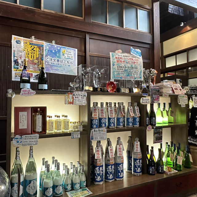 飛驒古川，寧靜舒服的村莊，與鯉魚一起散步