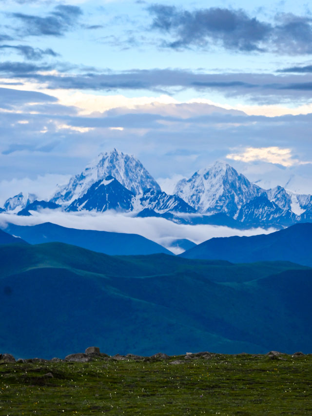 Best Place to See Majestic Peaks of Yala and Gongga