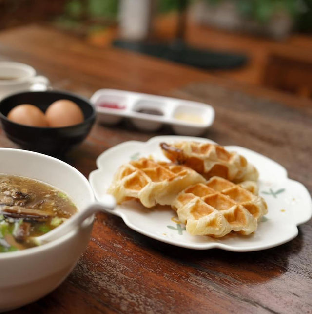 ป๋อแต ที่พักท่ามกลางธรรมชาติ ใกล้ถนนคนเดินแม่กำปอง