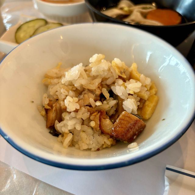 【名古屋港】名古屋港を眺めながらひつまぶしを食せる「東山ガーデン ポート店」