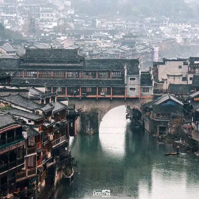 Fenghuang เฟิ่งหวง เมืองโบราณสุดคลาสสิก จีน