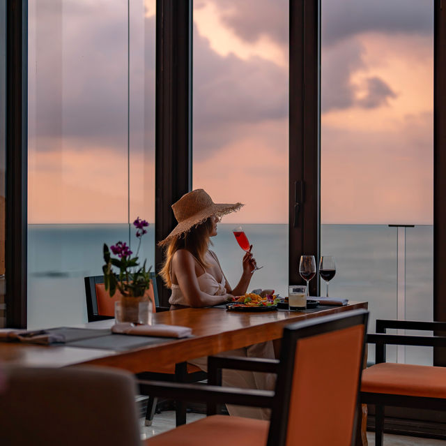 รีสอร์ทสุดหรูติดทะเล ดำน้ำหน้าที่พักได้เลย🏝️